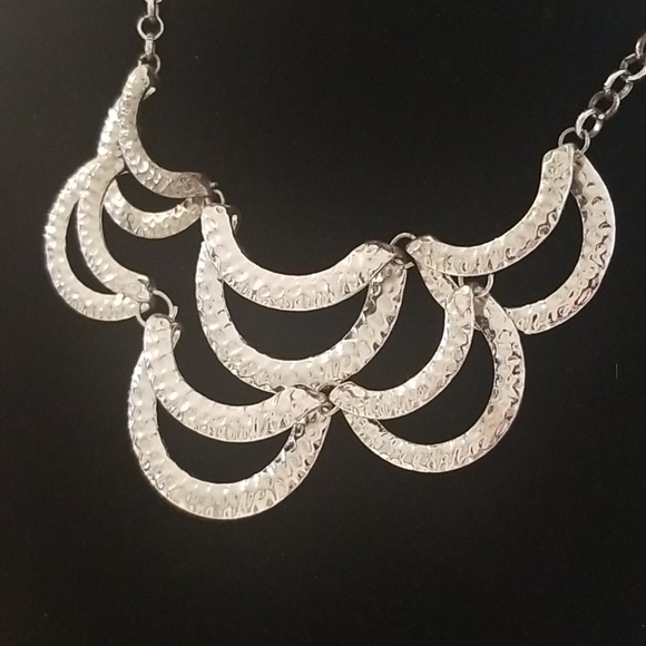 STACKED Hammered Silver Tone Statement Necklace - Picture 2 of 5